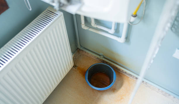 Water damage restoration process in Springhill, LA